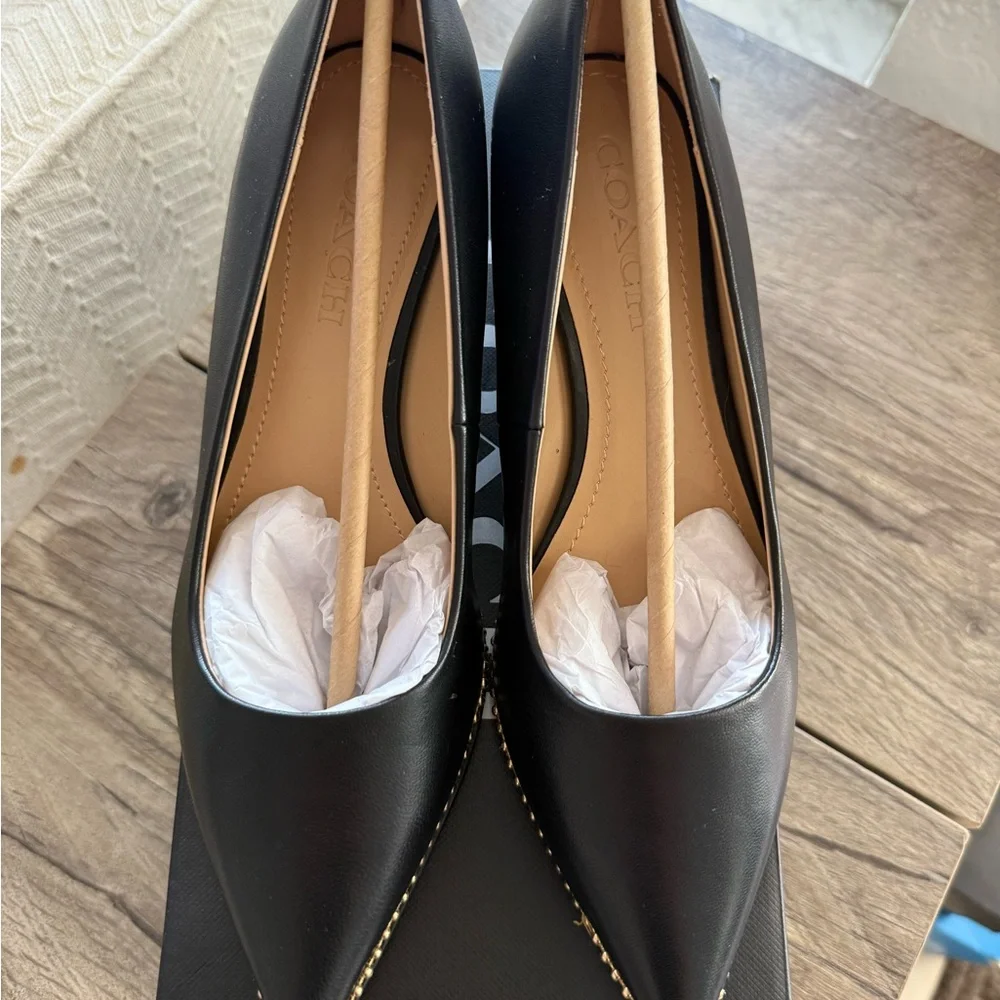 Coach Willa 45 Leather Pumps - Picture 4 of 6